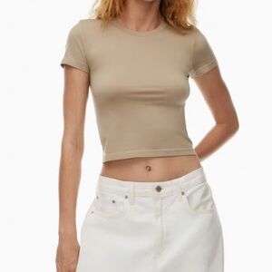 Aritzia sinchseamless willow tshirt
